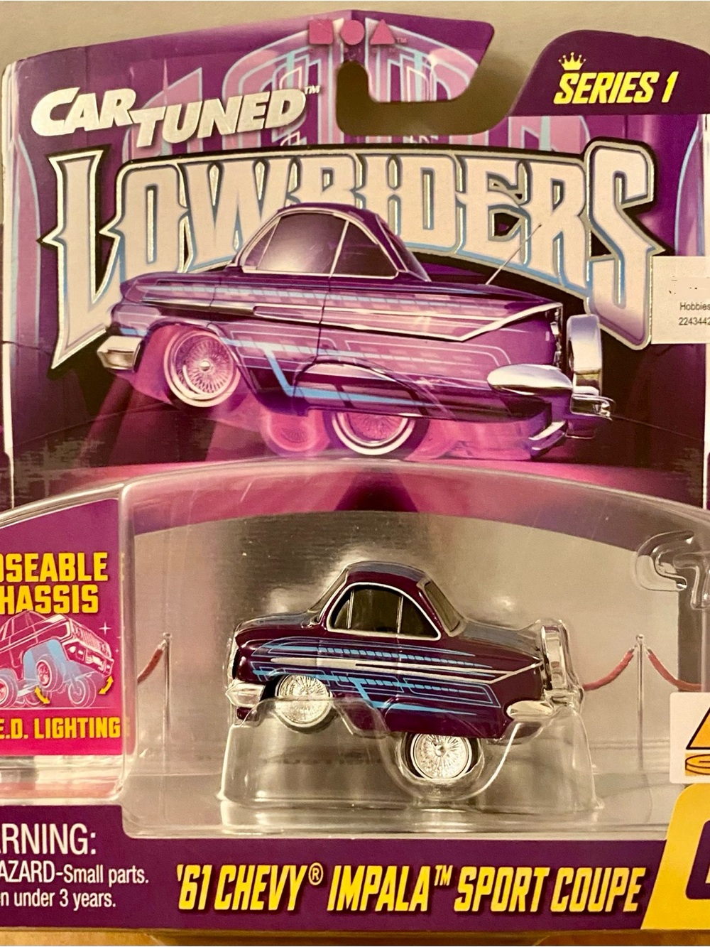 Car Tuned Lowriders '61 Chevy Impala Sport Coupe - Purple